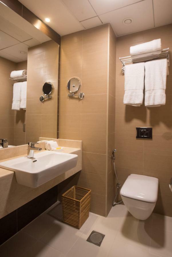Fantastay - Luxury Studio Sparkle Tower Dubai Marina 외부 사진