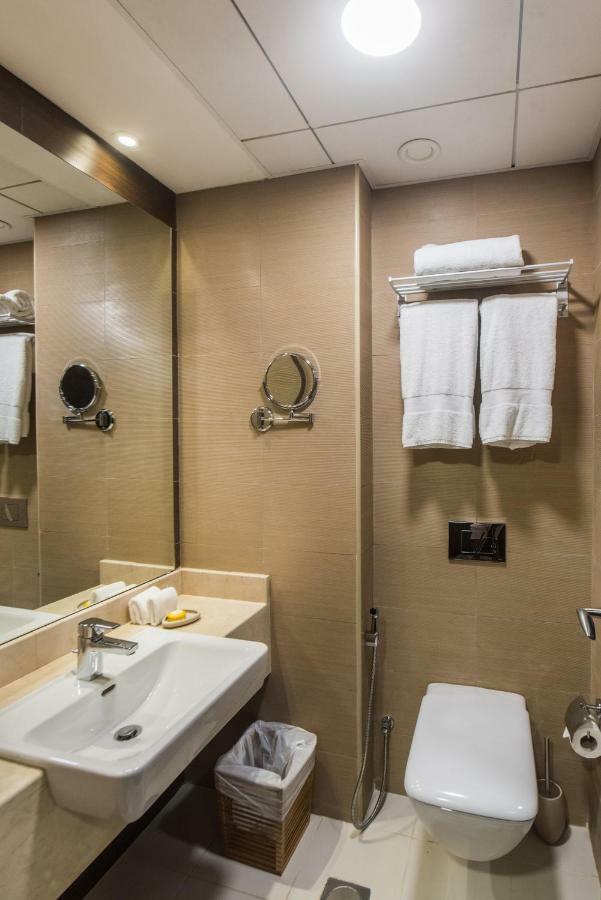 Fantastay - Luxury Studio Sparkle Tower Dubai Marina 외부 사진